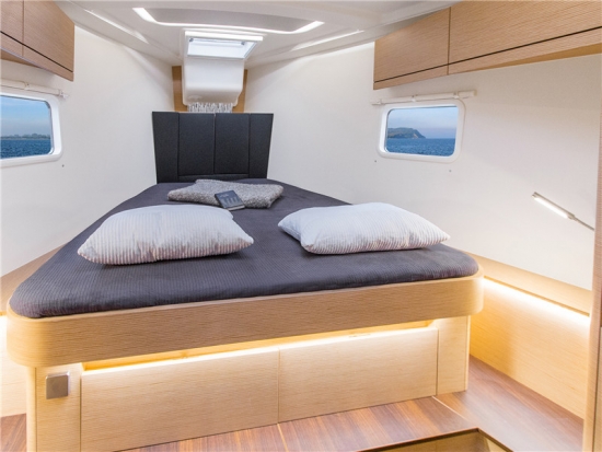 汉斯Hanse 418帆船