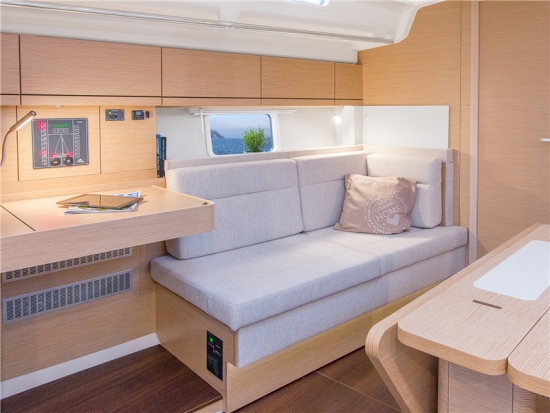 汉斯Hanse 418帆船
