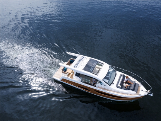 德国汉斯多宝视讯Sealine C390