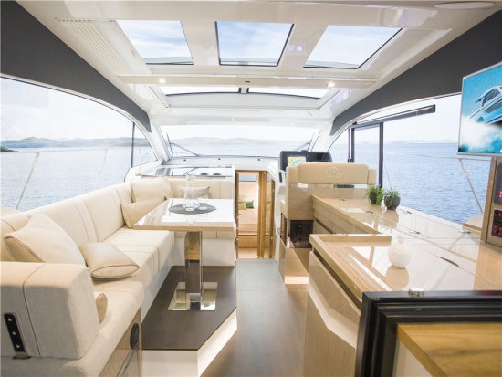 德国汉斯多宝视讯Sealine C390