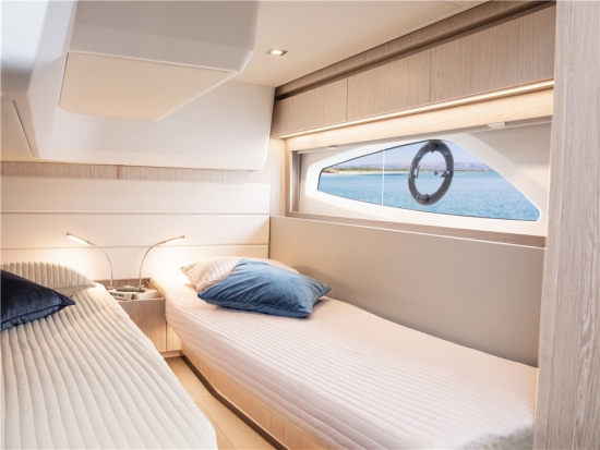 德国汉斯多宝视讯Sealine C390