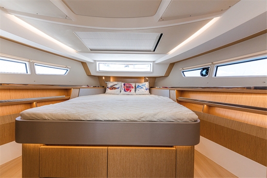 德国进口多宝视讯Sealine C335V
