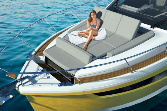 德国汉斯多宝视讯Sealine S390