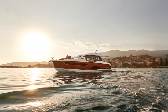 SEALINE C430豪华多宝视讯
